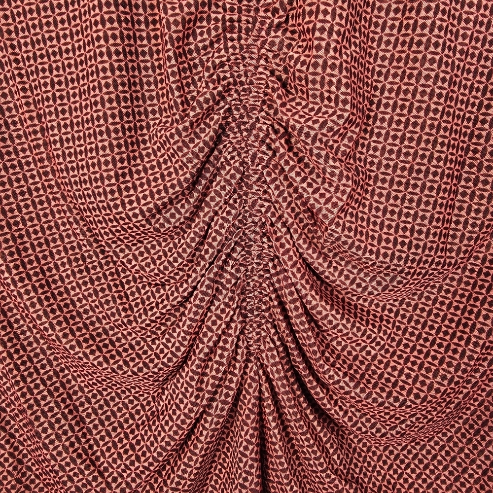 NWOT Cabi Women's Reversible Red/Brown Geo Print Ruched Sleeveless Tank Size M - Picture 4 of 11
